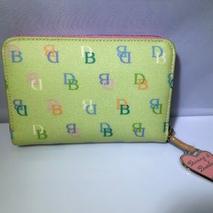 Dooney & Bourke Signature Zip Wallet - New with Tags